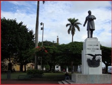 French Plaza (La Plaza de Francia)
